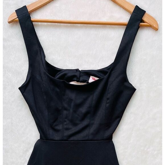 NWT SHOWPO ITZEL CORSET BODICE SIDE CUTOUT MINI DRESS IN BLACK - Picture 10 of 16